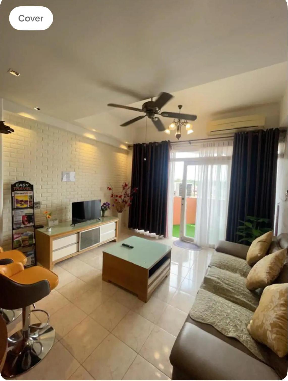 Riverbank Suites Waterfront 쿠칭 외부 사진